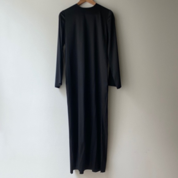 Dresses & Skirts - Rhee black silk dress small NEW